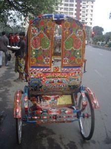 Rickshaw ή Baby Taxi: ποδήλατο, ταξί και... λαϊκή τέχνη