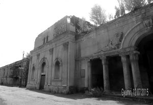 Το παλιό θέατρο του Γκιούμρι